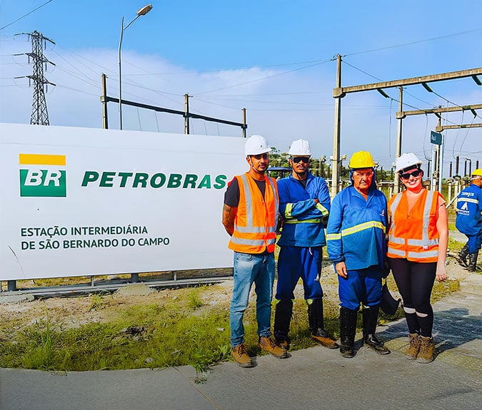 serviço em pátio empresarial de asfalto em são paulo